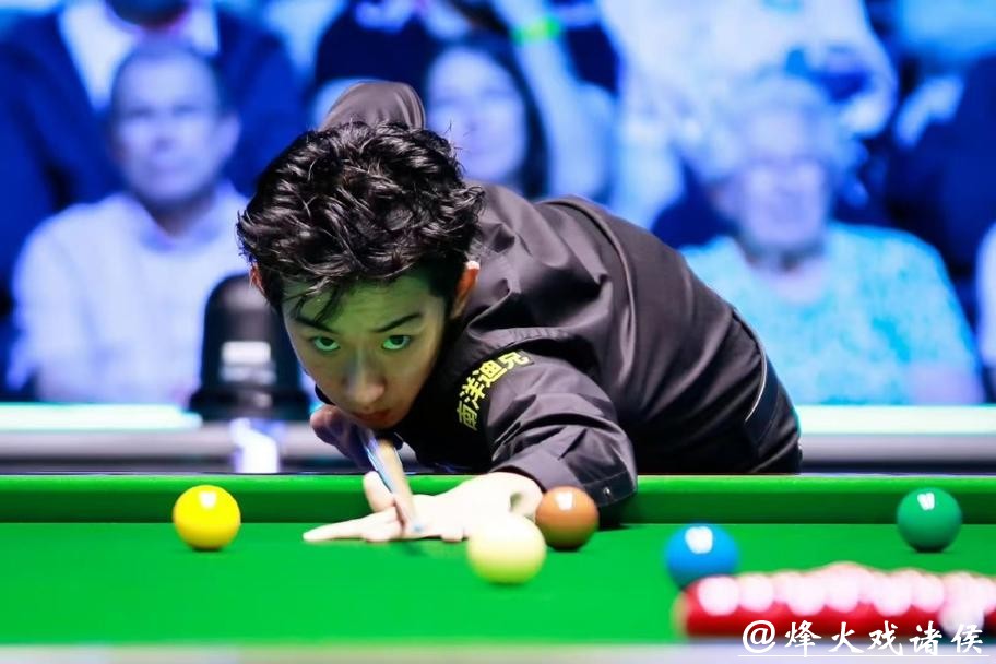 吴宜泽1-6不敌罗伯逊 止步斯诺克英锦赛16强